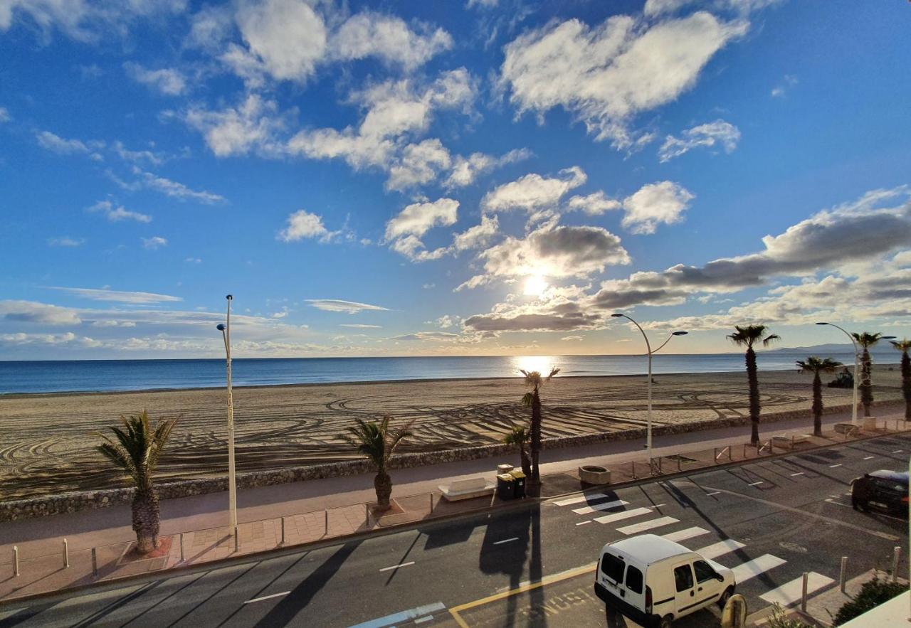 Magnifique Vue Mer Avec Une Chambre - Nouria 55 - Canet-en-Roussillon Exterior foto